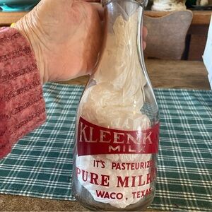Vintage Kleenkap Milk Glass Bottle Pure Milk Company Waco Texas